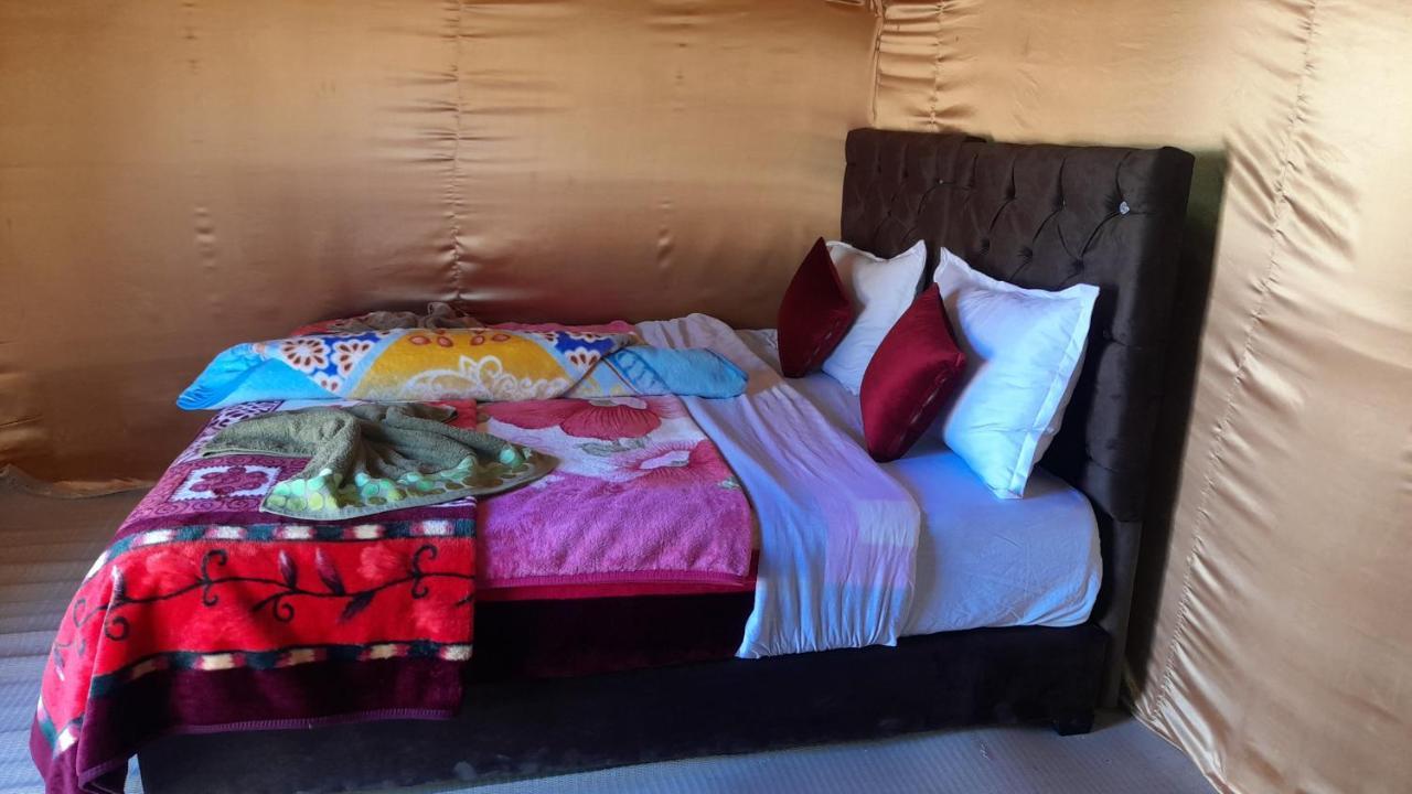 Luxury Trek Desert Camp เมอร์ซูกา ภายนอก รูปภาพ
