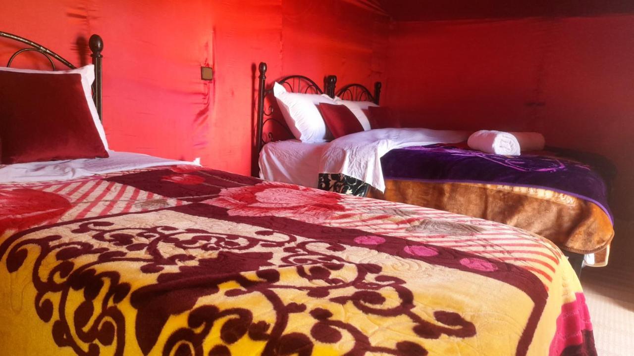 Luxury Trek Desert Camp เมอร์ซูกา ภายนอก รูปภาพ