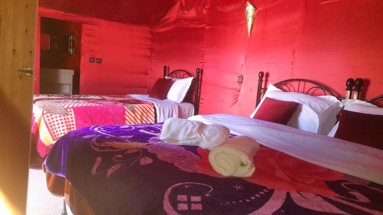 Luxury Trek Desert Camp เมอร์ซูกา ภายนอก รูปภาพ