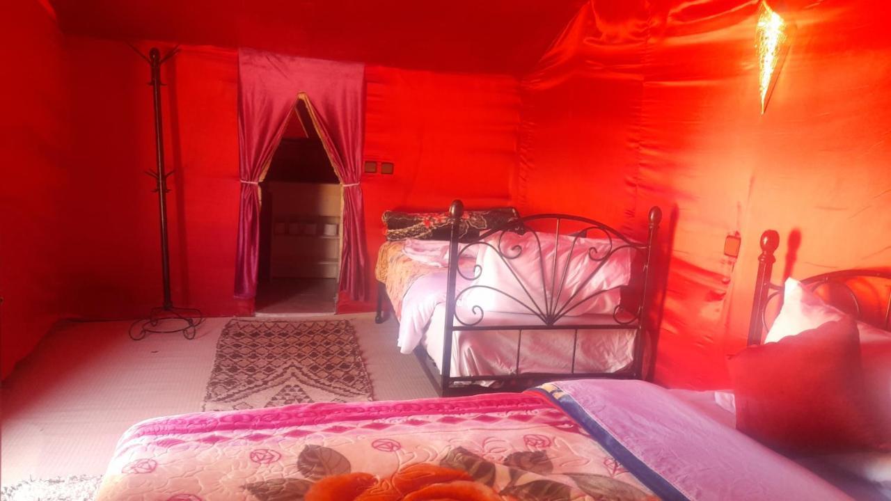 Luxury Trek Desert Camp เมอร์ซูกา ภายนอก รูปภาพ