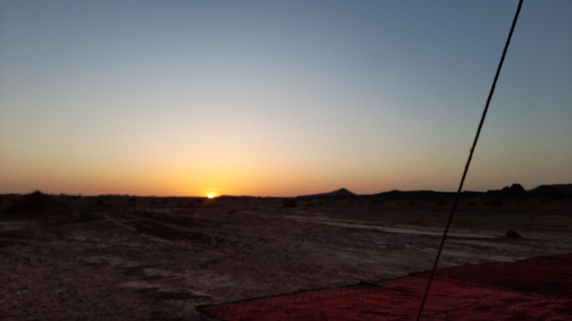 Luxury Trek Desert Camp เมอร์ซูกา ภายนอก รูปภาพ