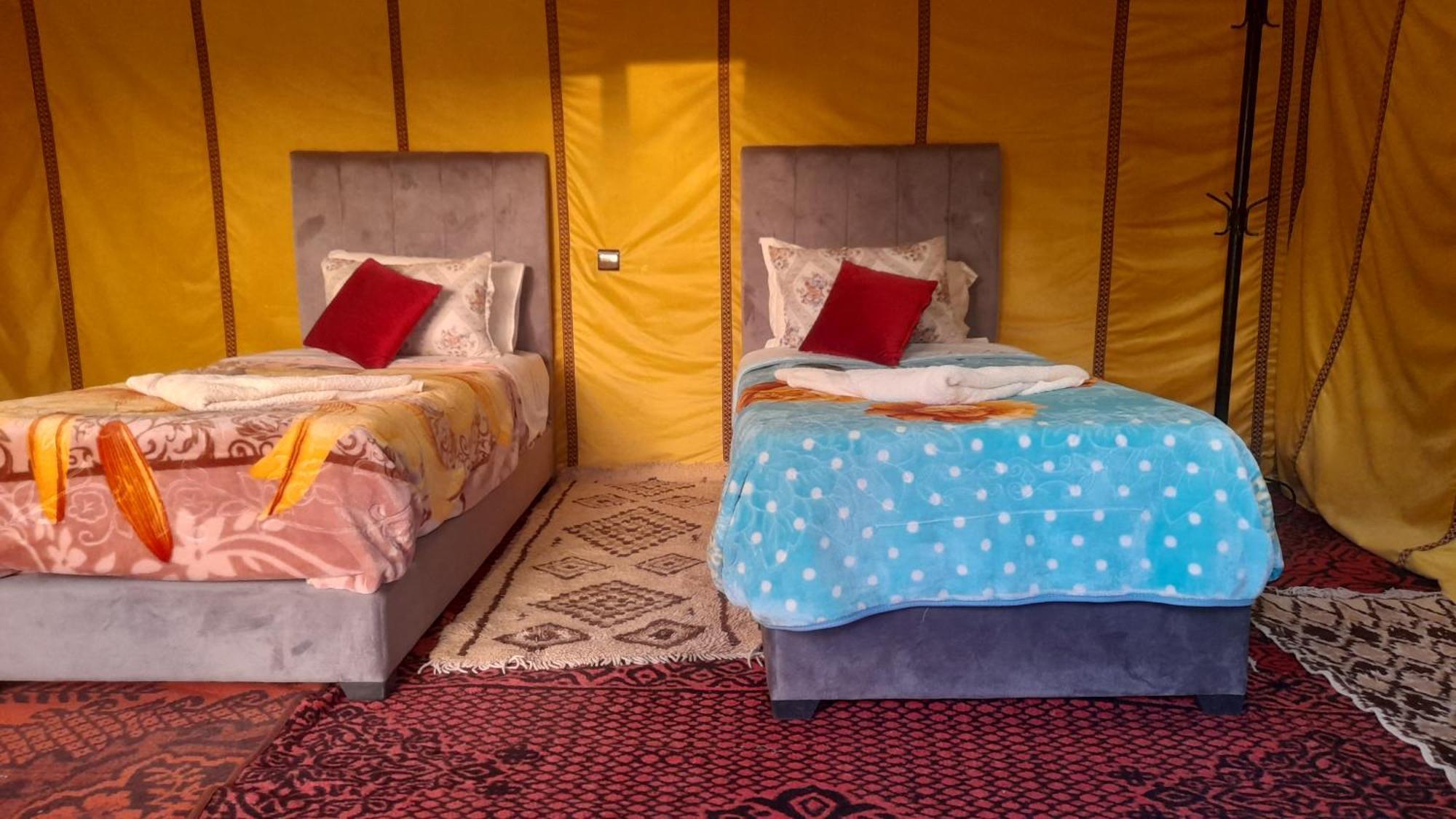 Luxury Trek Desert Camp เมอร์ซูกา ภายนอก รูปภาพ
