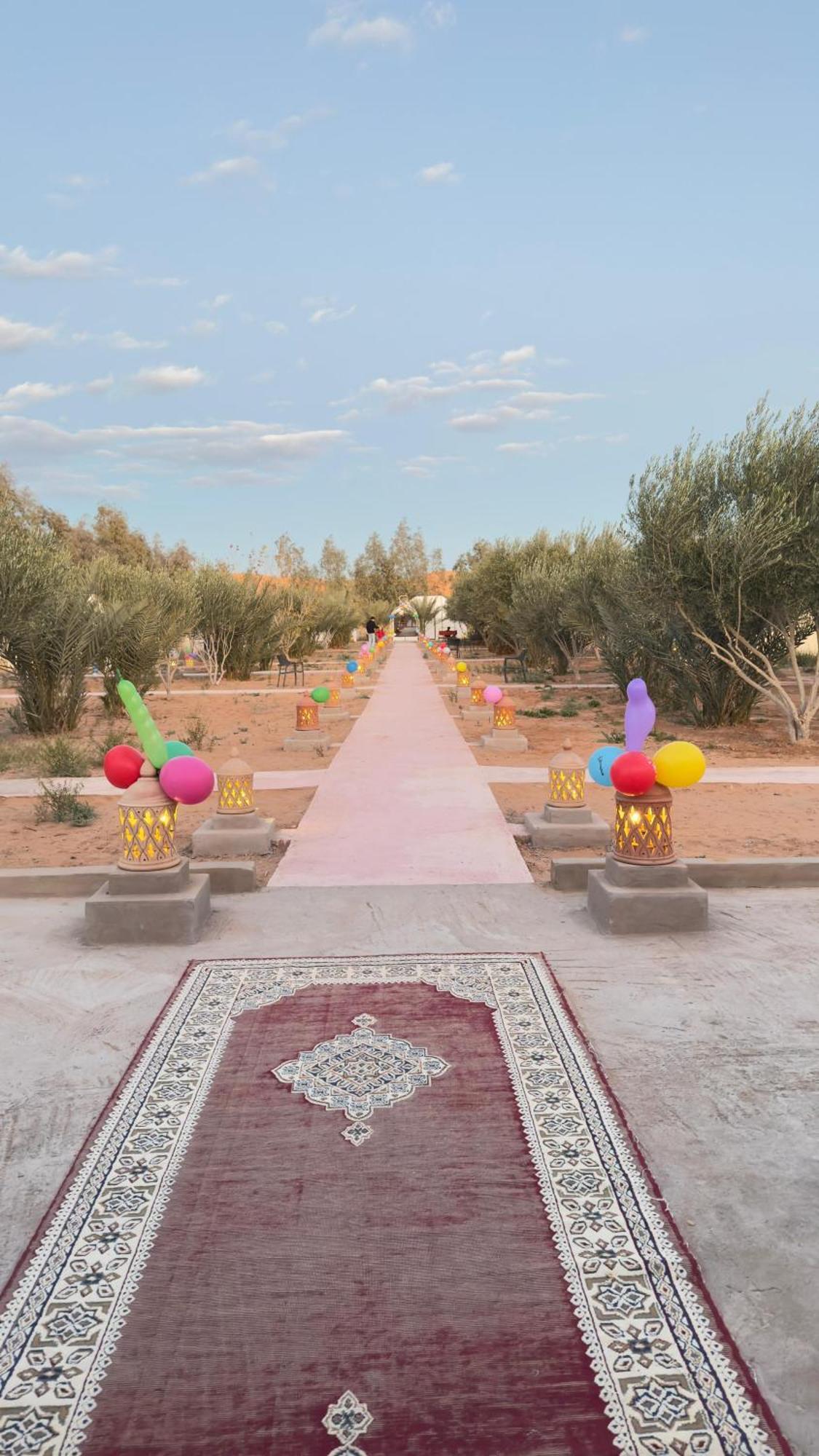Luxury Trek Desert Camp เมอร์ซูกา ภายนอก รูปภาพ