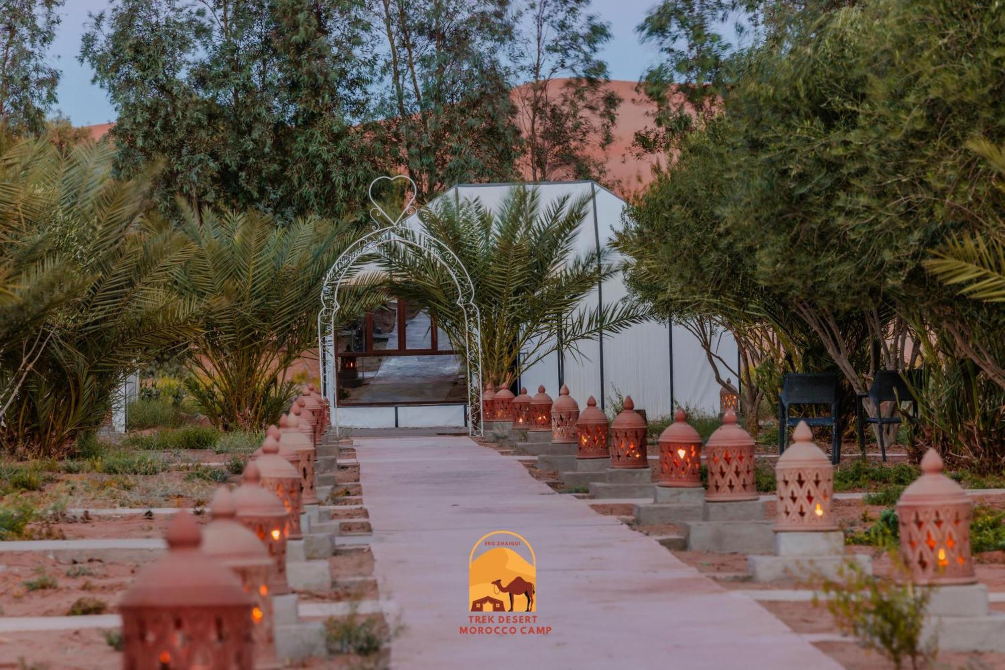 Luxury Trek Desert Camp เมอร์ซูกา ภายนอก รูปภาพ