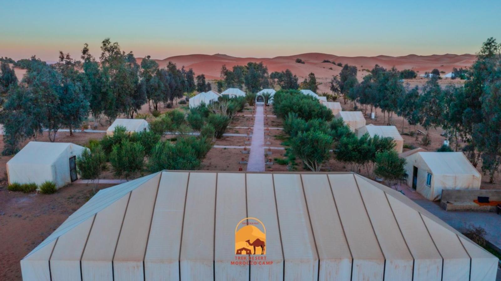 Luxury Trek Desert Camp เมอร์ซูกา ภายนอก รูปภาพ